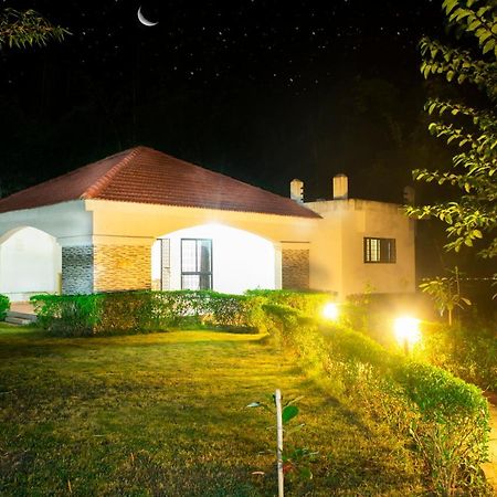 Olive Resort & Villas Khawāsa Exterior photo