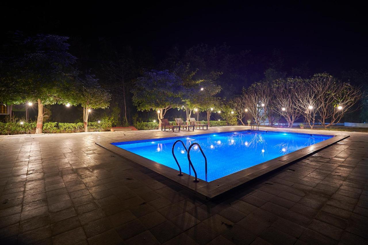 Olive Resort & Villas Khawāsa Exterior photo